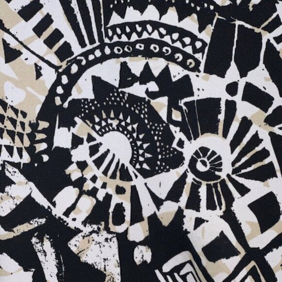 Women's M VINTAGE SUZIE Black & White Geometric Blouse, Cap Sleeves - Picture 3 of 5